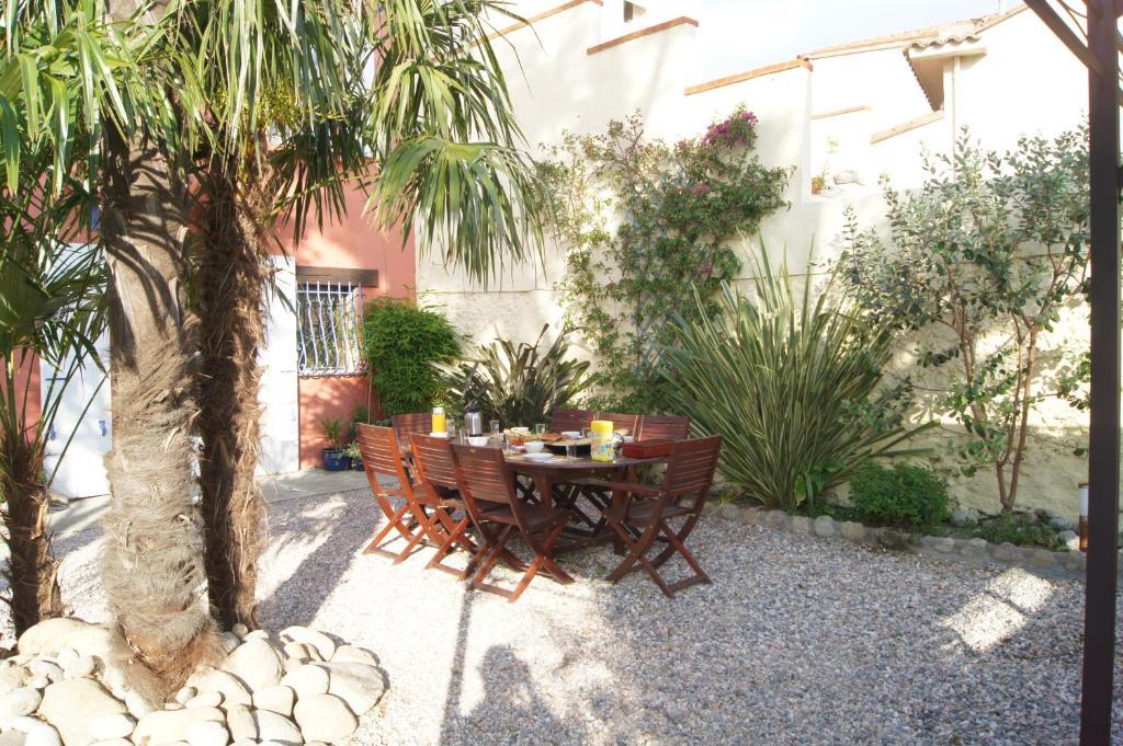 Bed and Breakfast L'Orangeraie Elne Exterior foto